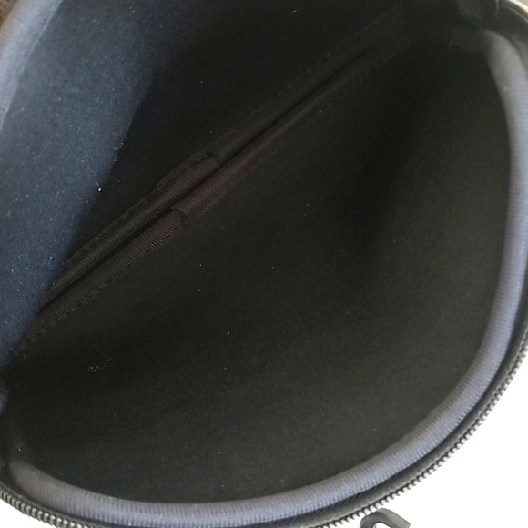 Mermaid Sequin Soft Zip Top Pouch Handbag - Picture 9 of 14